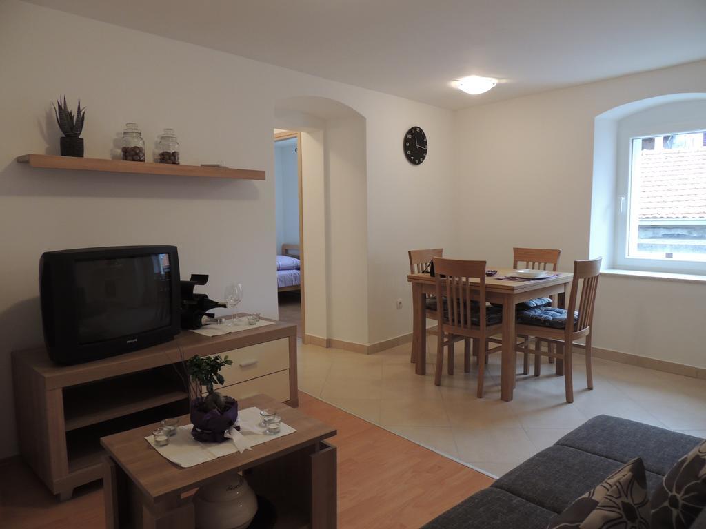 Apartment Asi Spalato Esterno foto